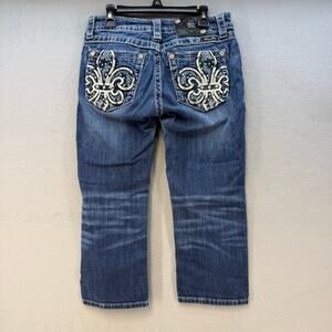 Miss Me Jeans Women's 27 (4) Blue Signature Cuffed Capri Fleur de Lis Blingy